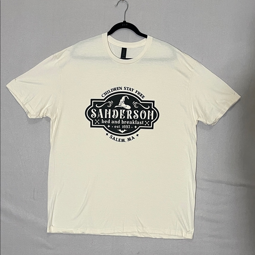 NWOT Sanderson Fall Graphic Tee